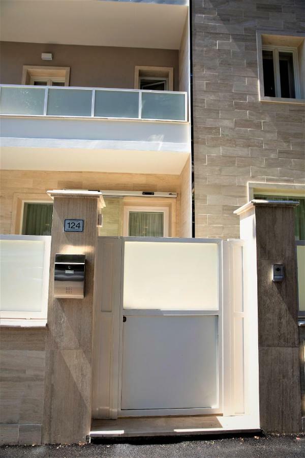 Boutique Enia 3*