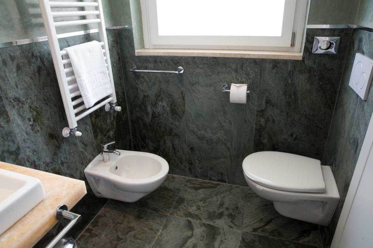Boutique Enia 3*