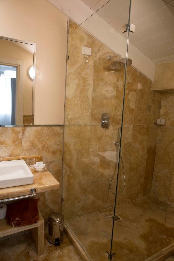 Boutique Enia Hotel 3*